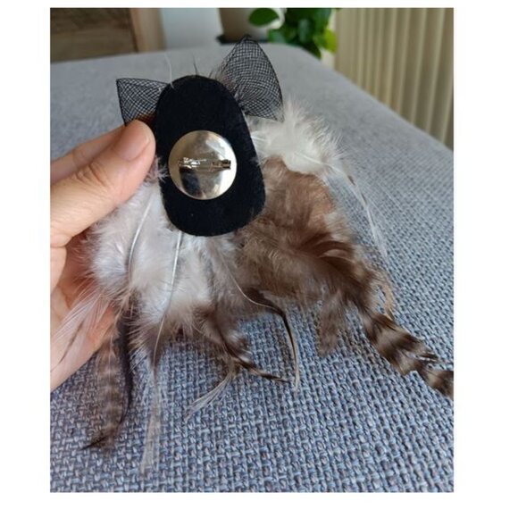 Boho Brooch Mixture Feather with Plastic beads - Picture 2 of 4